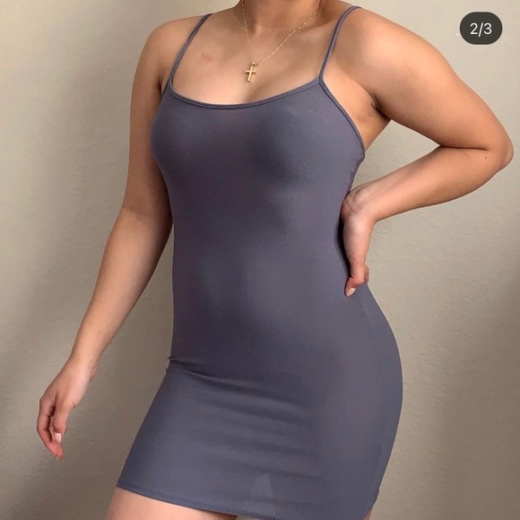 PRETTYLITTLETHING DRESS - Picture 2 of 3